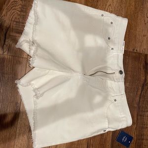 Crown and Ivy White Shorts (12)